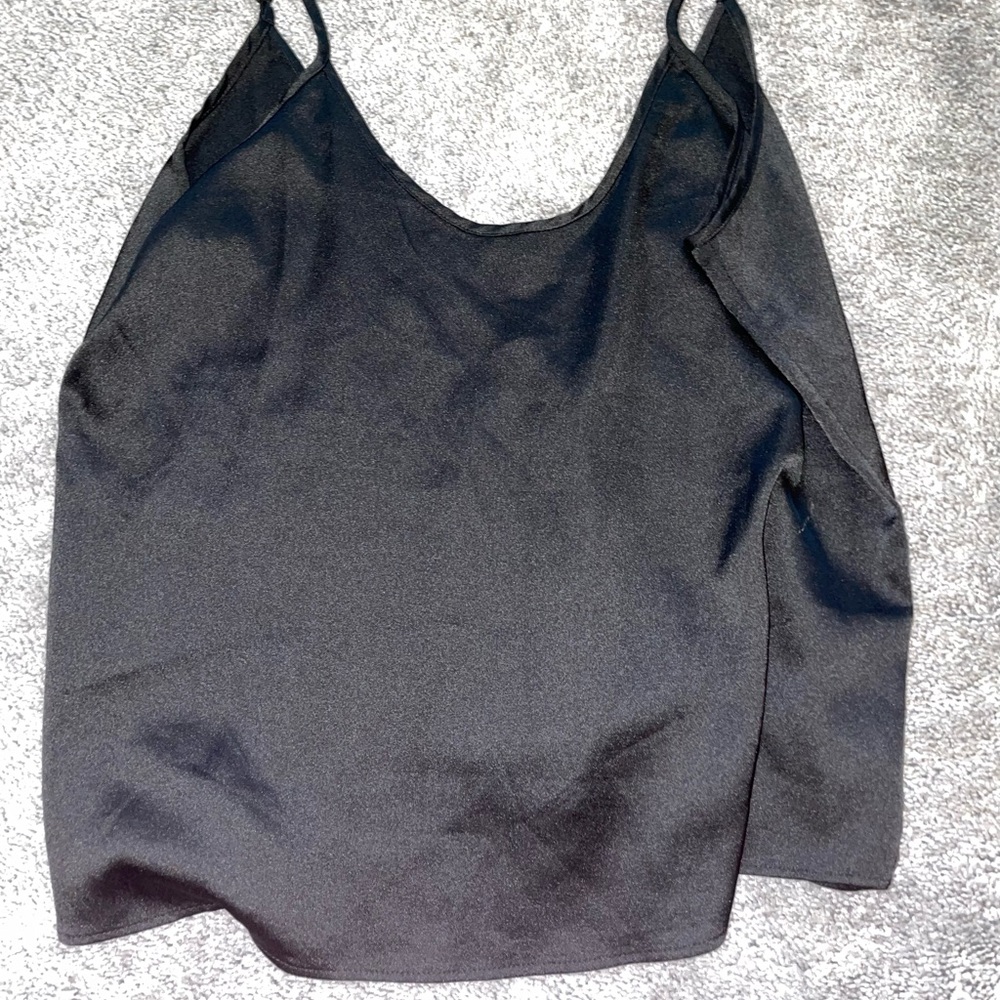 Black Tanktop with V in the back — Cotton Candy LA — size L